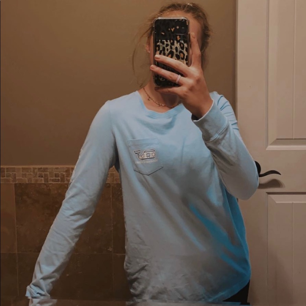 vineyard vines baby blue long sleeve